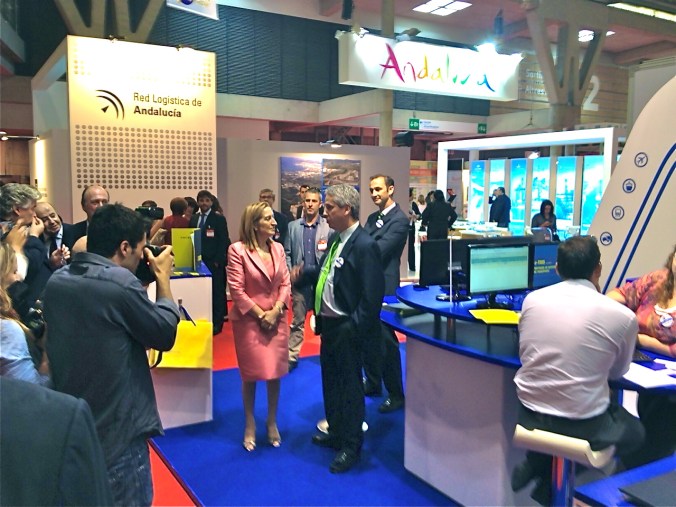 Víctor Vilas conversa con Ministra Fomento Stand AndSoft SIL2012